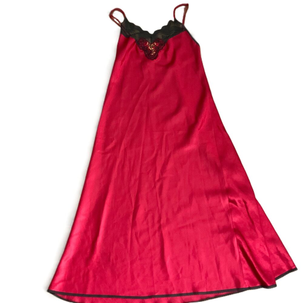 Vintage Vanity Fair Red Black Lace Long Slip Dress Lingerie Small Medium